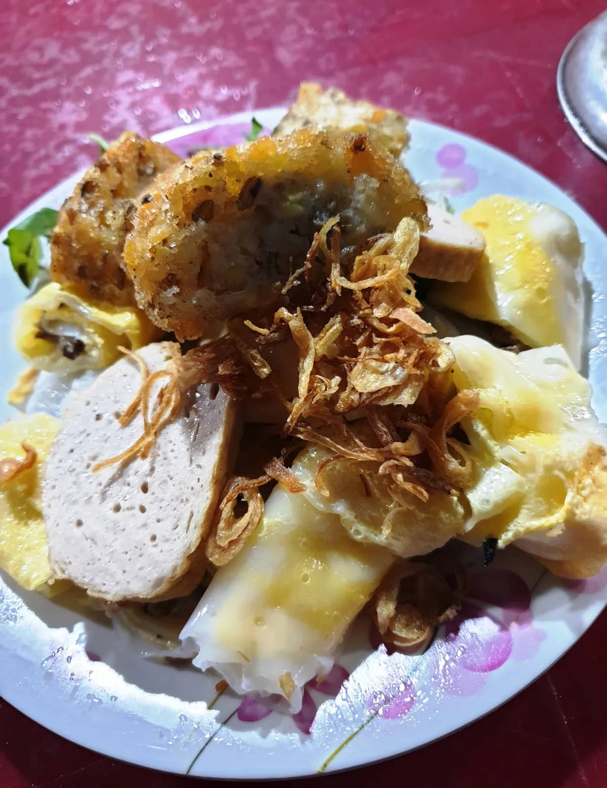 Bánh Cuốn Trứng Cao Bằng