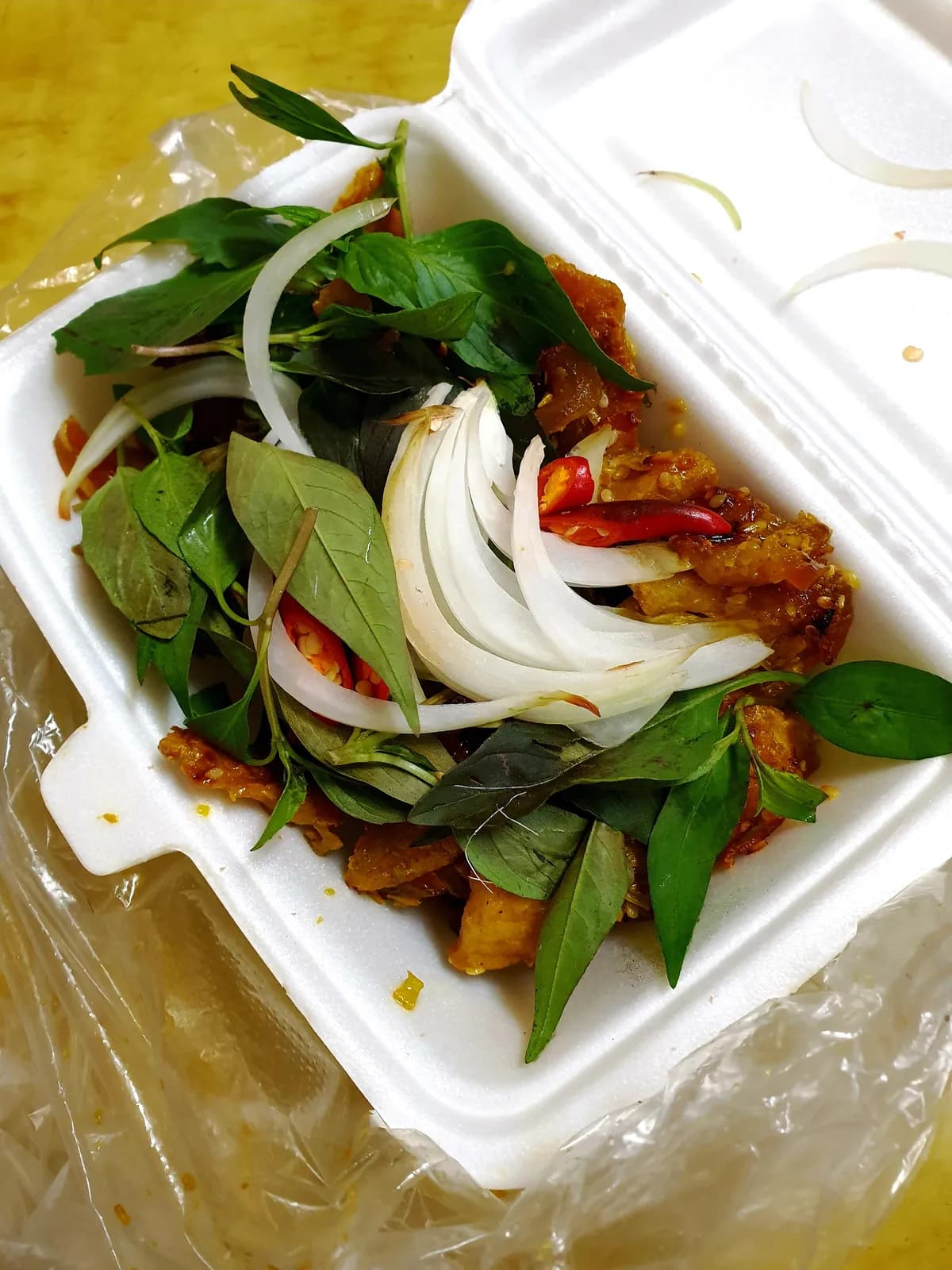 Bánh Ướt Thịt Nướng Quảng Trị