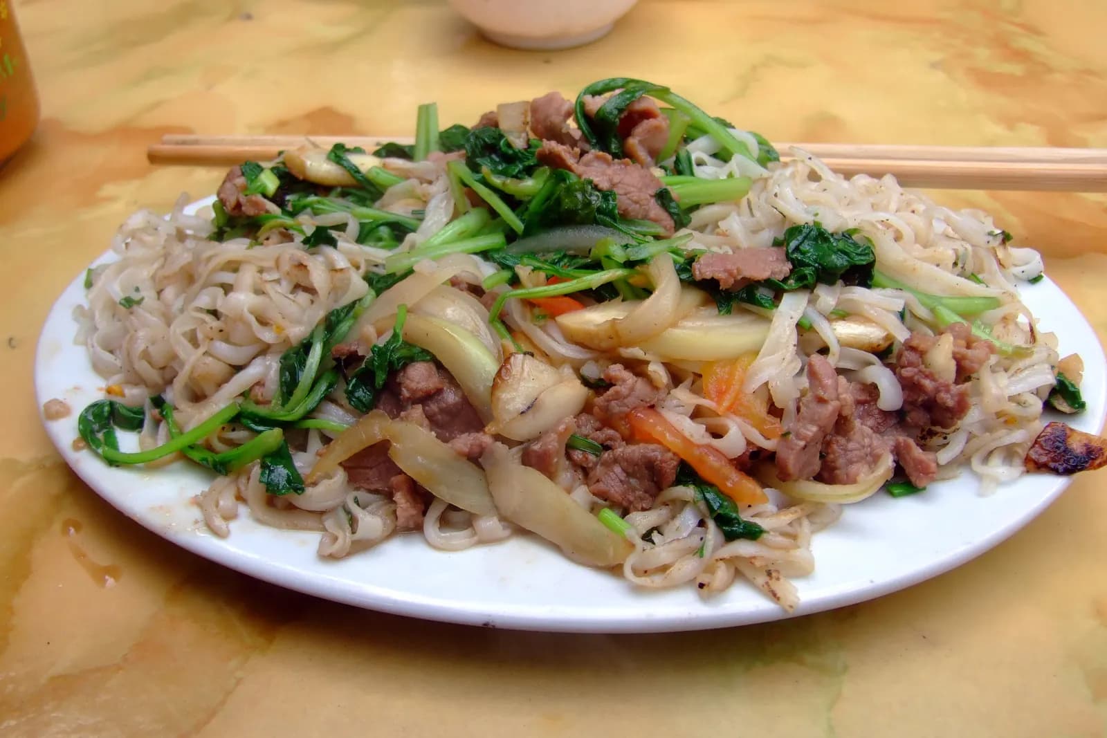 Mì Chũ Xào Thịt Bò Bắc Giang